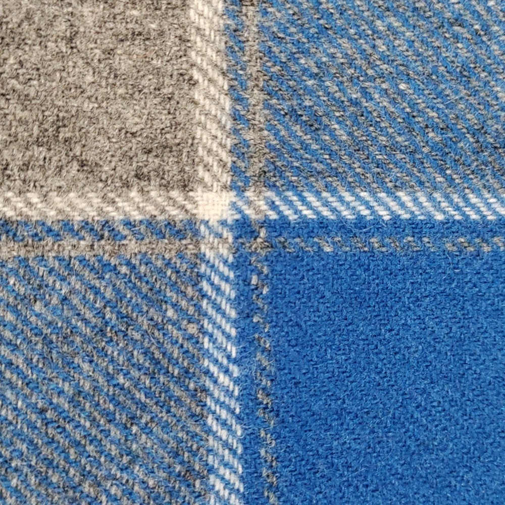 2/$10 04W01 Talbots blue, black & gray plaid mostly wool skirt 6P - Picture 2 of 7